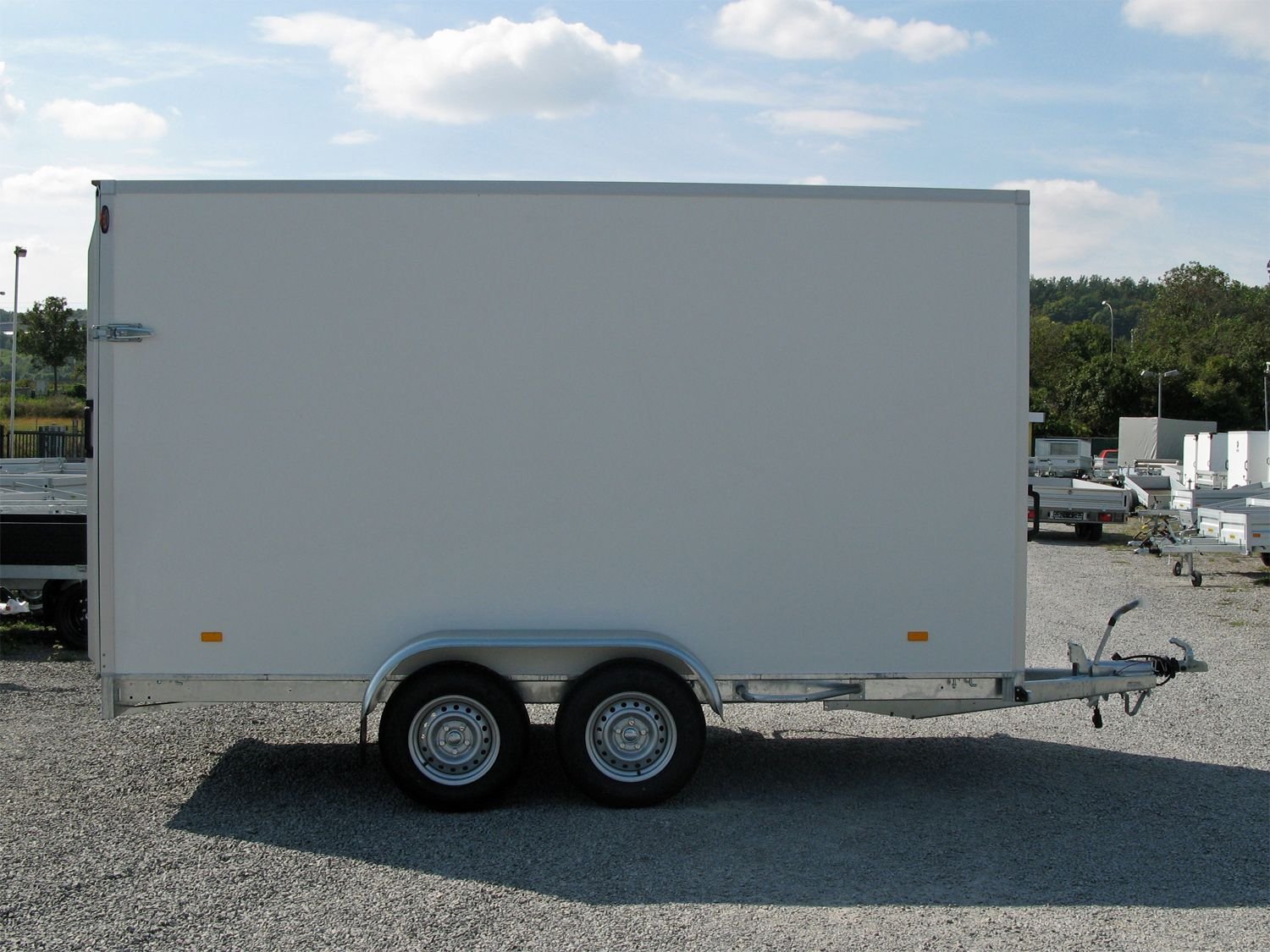 Hapert Sapphire L-2 – 400 x 180 x 2100 – Kofferanhänger – 2700 kg – Bild 6