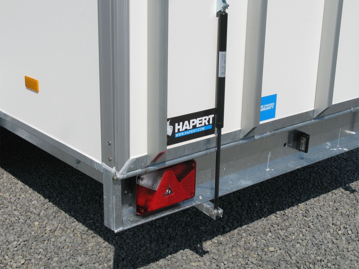 Hapert Sapphire L-2 – 400 x 180 x 2100 – Kofferanhänger – 2700 kg – Bild 12