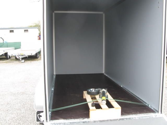 Hapert Sapphire L-2 – 300 x 150 x 180 – Kofferanhänger – 2700 kg – Bild 12