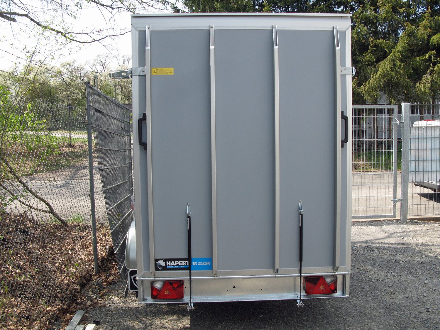 Hapert Sapphire L-2 – Kofferanhänger mit Rampe – 2000 kg – Bild 5