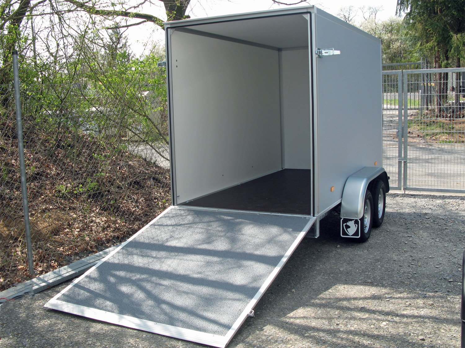 Hapert Sapphire L-2 – Kofferanhänger mit Rampe – 2000 kg – Bild 7