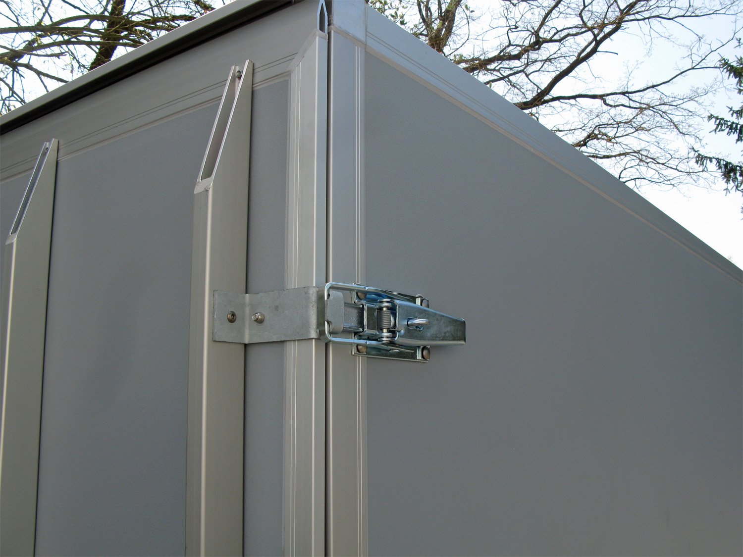 Hapert Sapphire L-2 – Kofferanhänger mit Rampe – 2000 kg – Bild 11