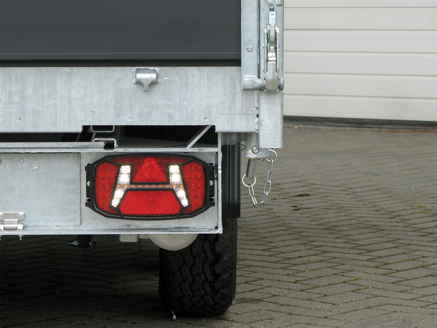 Hapert Cobalt Plus 3500 – 3-Seiten-Kipper mit BWA 700 mm – 3500 kg – Bild 15