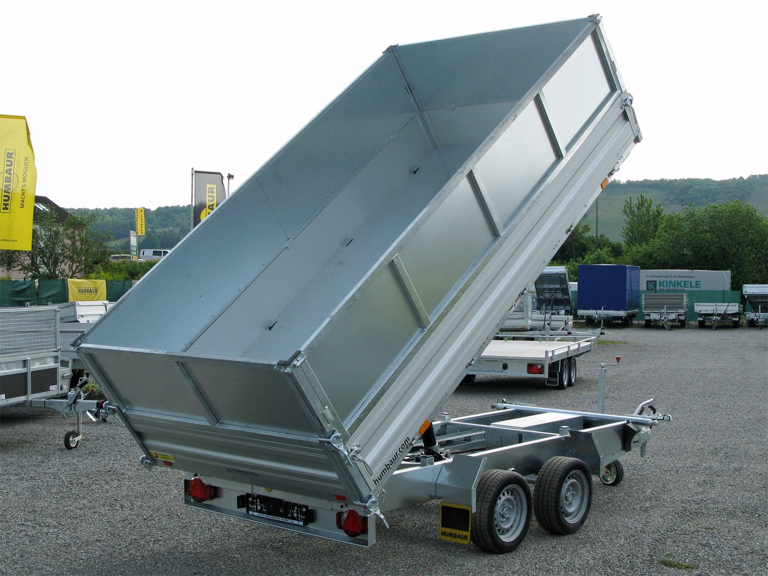 Humbaur HTK 3000.31 ALU Stahlblechaufsatz – 3-Seiten-Kipper – 3000 kg