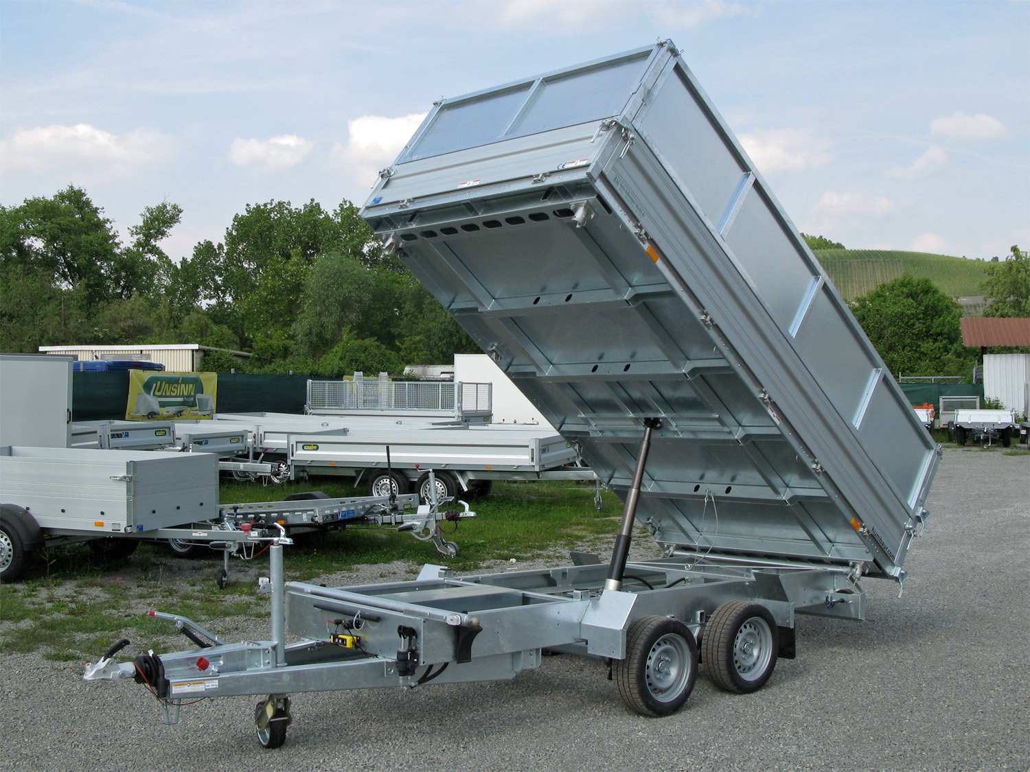Humbaur HTK 3000.31 ALU Stahlblechaufsatz – 3-Seiten-Kipper – 3000 kg – Bild 3