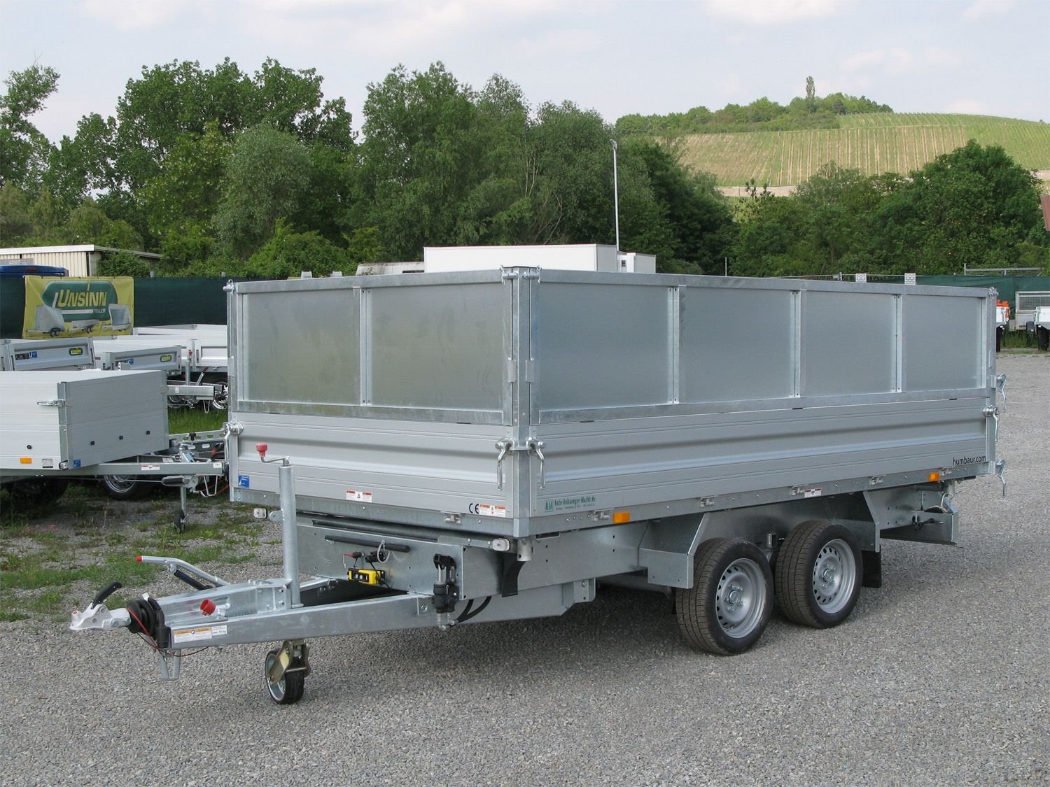 Humbaur HTK 3000.31 ALU Stahlblechaufsatz – 3-Seiten-Kipper – 3000 kg – Bild 6