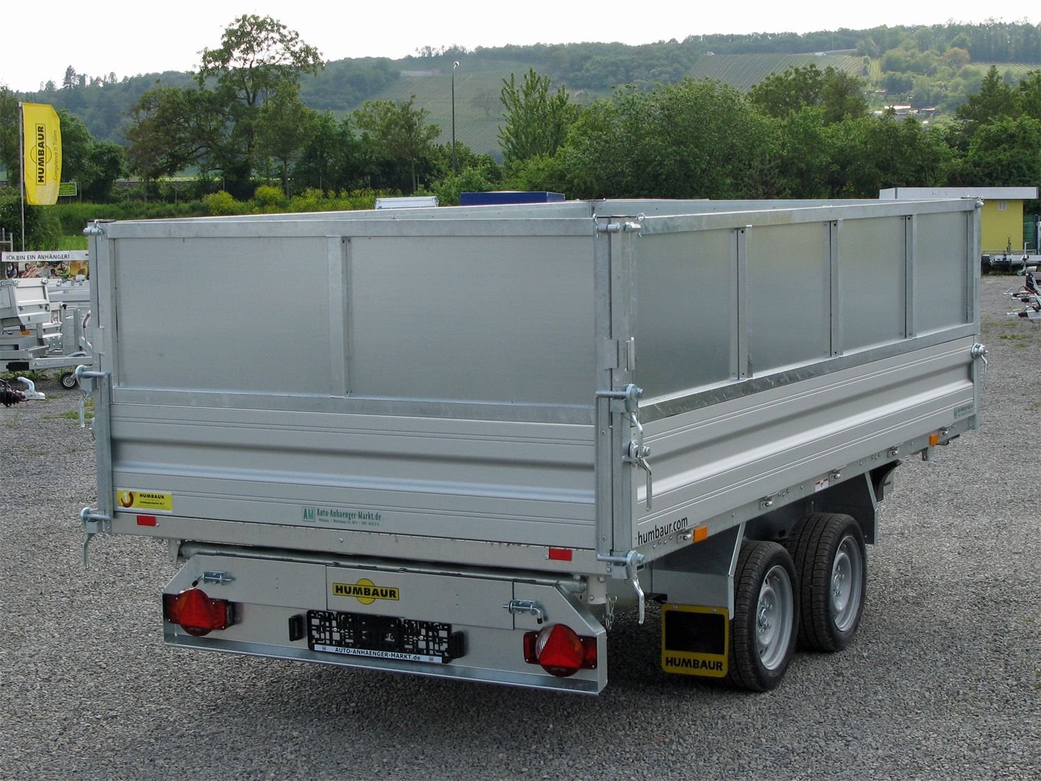Humbaur HTK 3000.31 ALU Stahlblechaufsatz – 3-Seiten-Kipper – 3000 kg – Bild 8