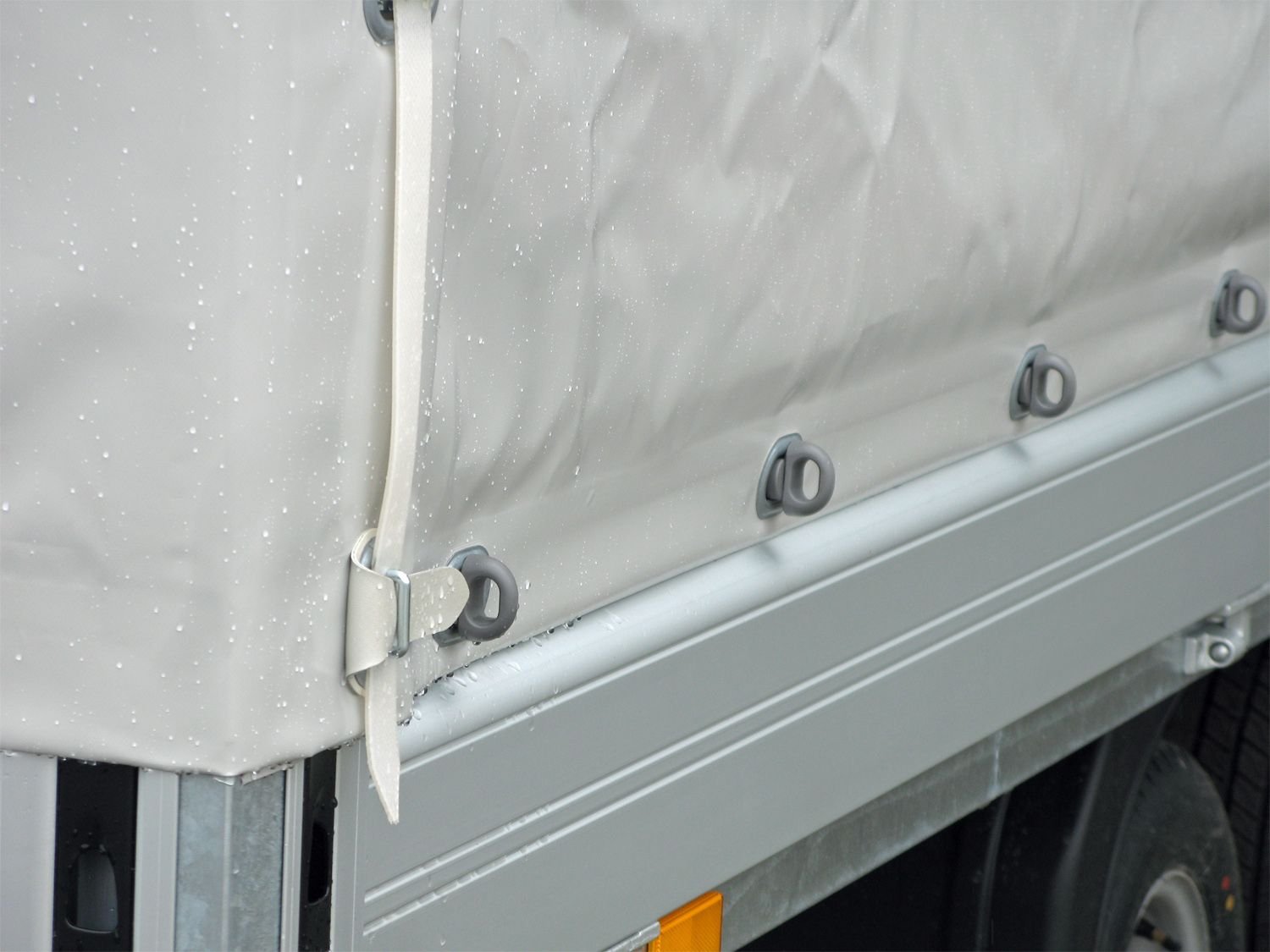 Humbaur HN254118 – Planenanhänger – 2500 kg – Bild 8