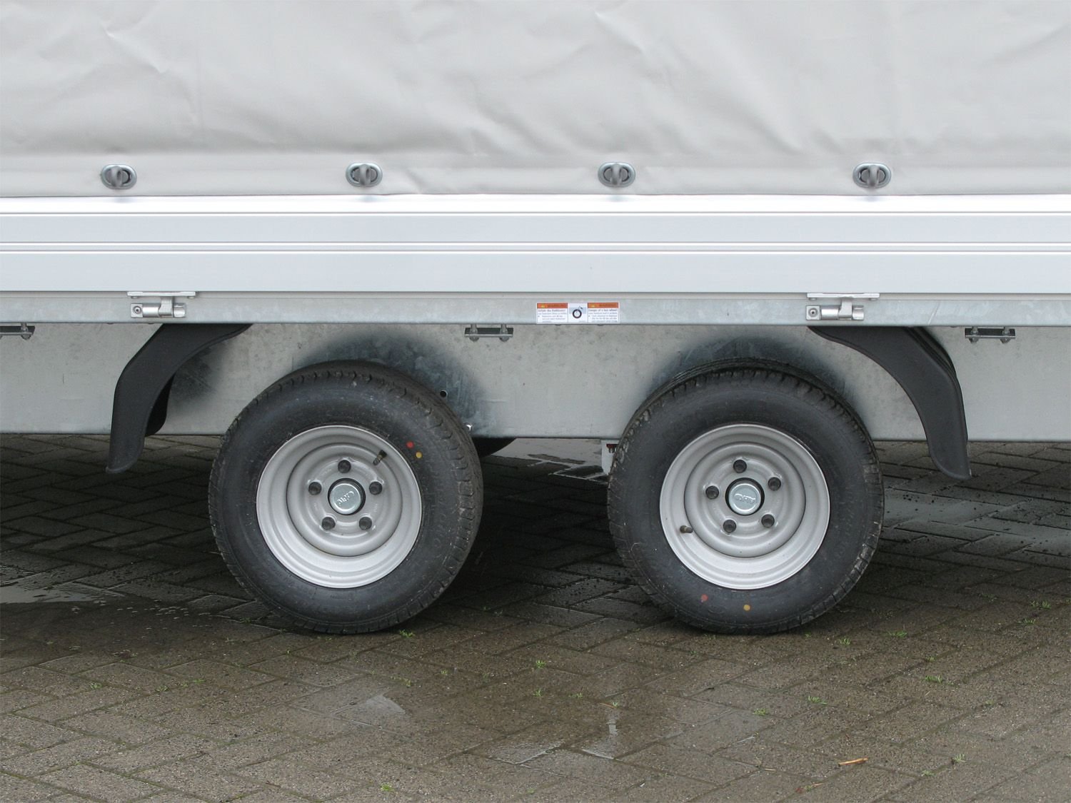 Humbaur HN254118 – Planenanhänger – 2500 kg – Bild 12