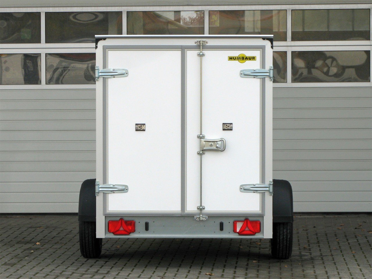 Humbaur HK132515-15P FlexZurr Rampe – Kofferanhänger – 1300 kg – Bild 8