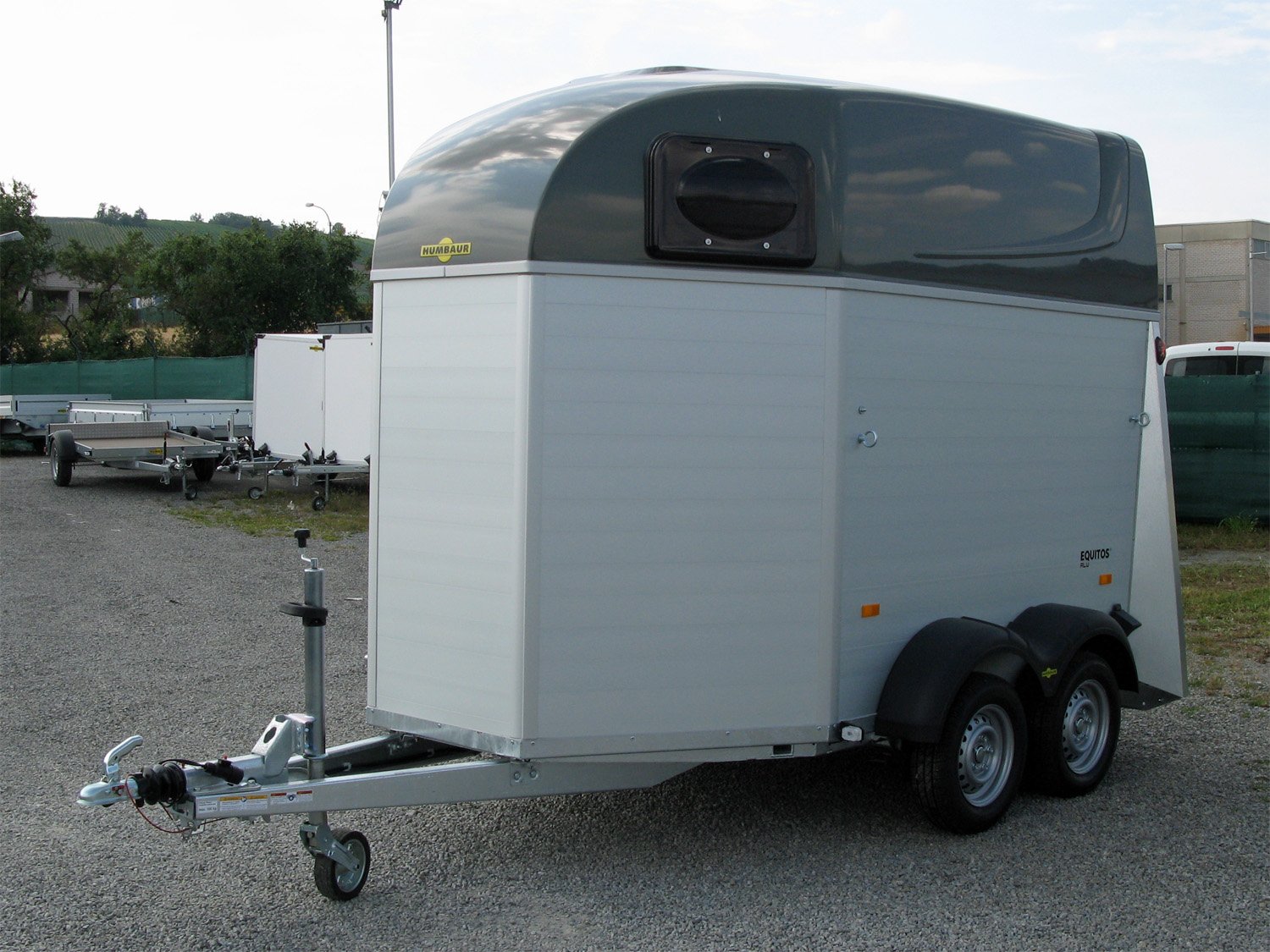 Humbaur Equitos Alu 2000 – Pferdeanhänger – 2000 kg