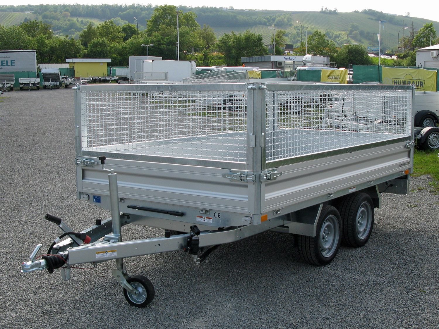 Humbaur HUK 303117 E-Pumpe Gitteraufsatz – Rückwärtskipper – 3000 kg – Bild 8