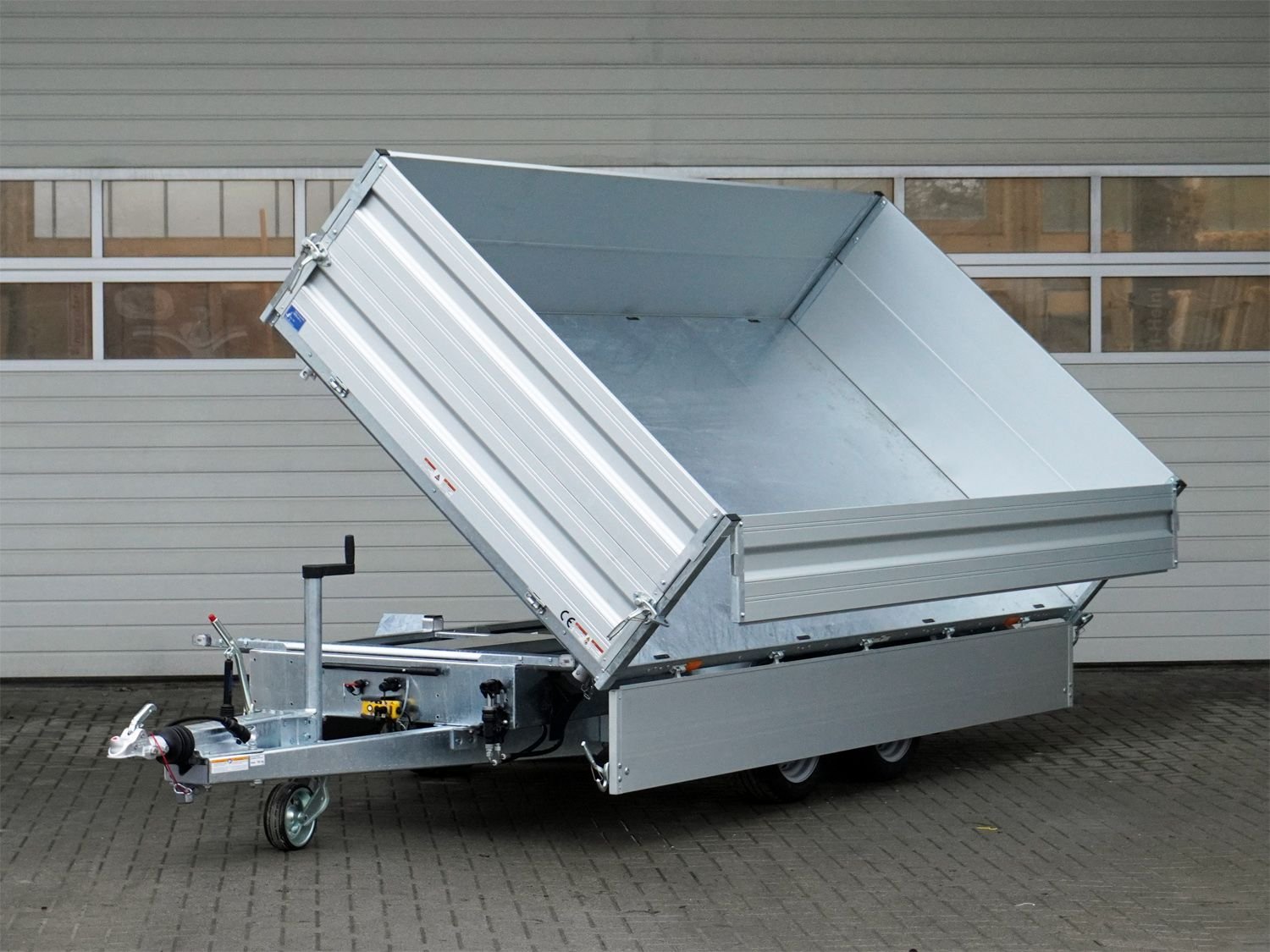Humbaur HTK 3500.37 ALU-Aufsatz Rampen – 3-Seiten-Kipper – 3500 kg – Bild 2