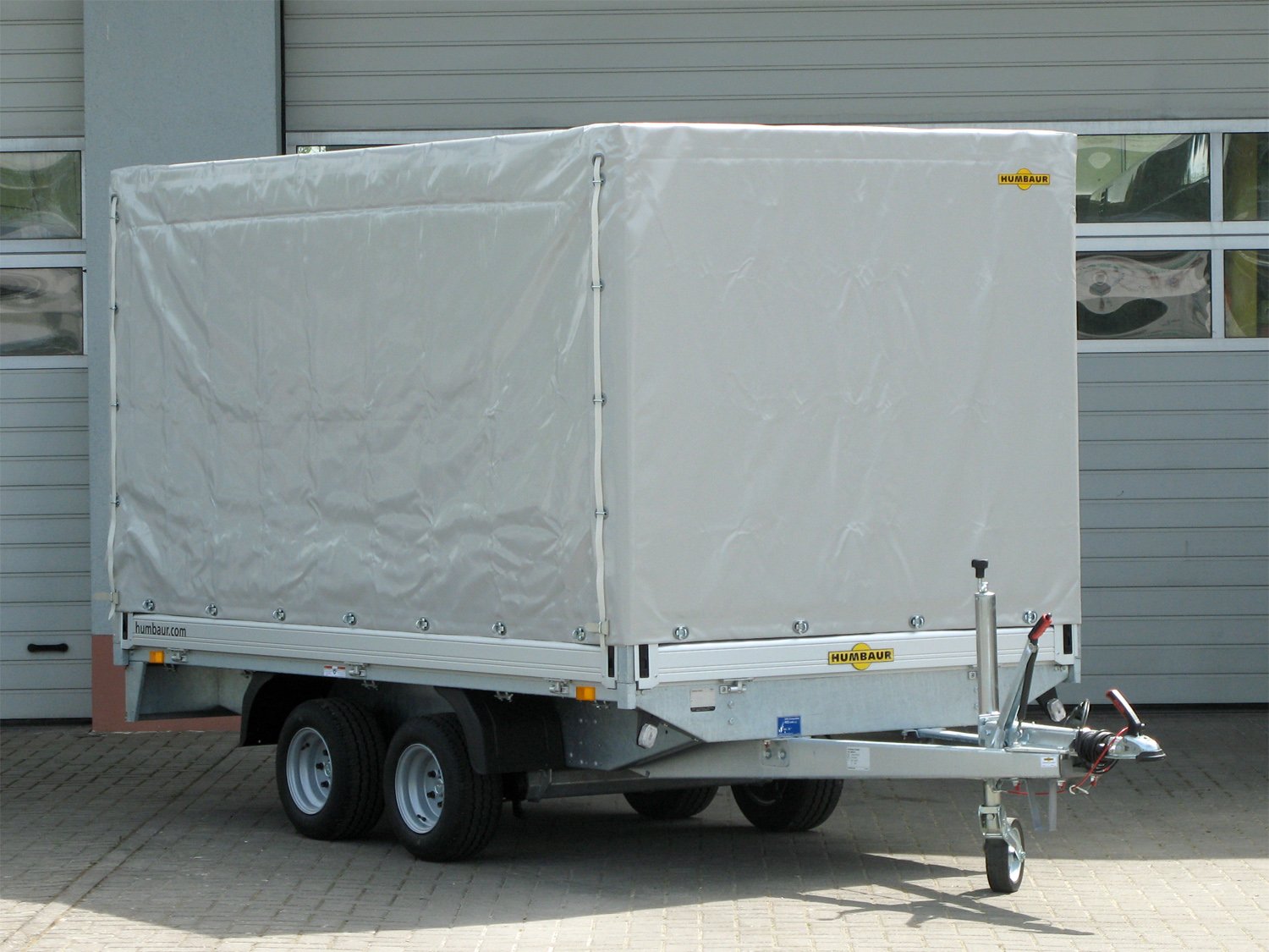 Humbaur HN203116 mit Hochplane – Hochlader – 2000 kg