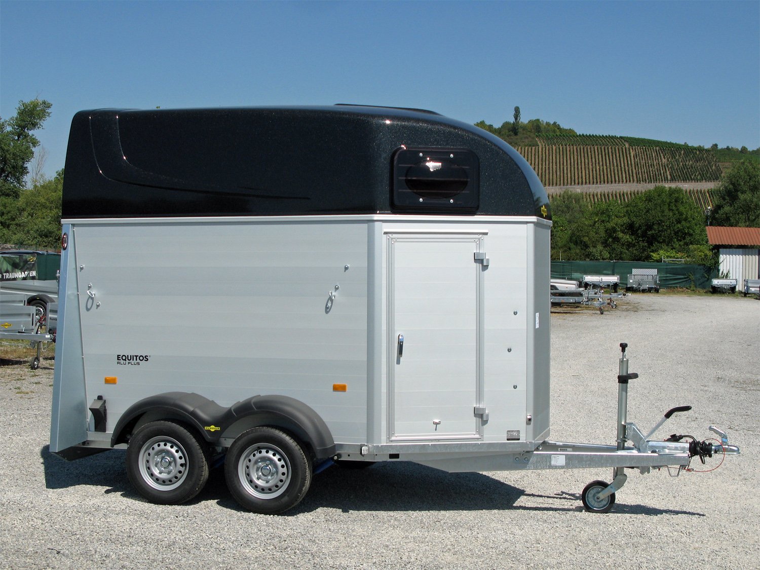Humbaur Equitos Alu Plus 2000 – Pferdeanhänger – 2000 kg