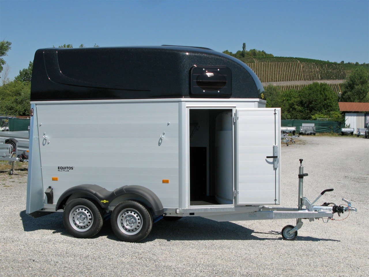 Humbaur Equitos Alu Plus 2000 – Pferdeanhänger – 2000 kg – Bild 4