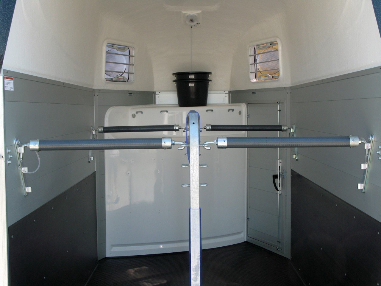 Humbaur Equitos Alu Plus 2000 – Pferdeanhänger – 2000 kg – Bild 20