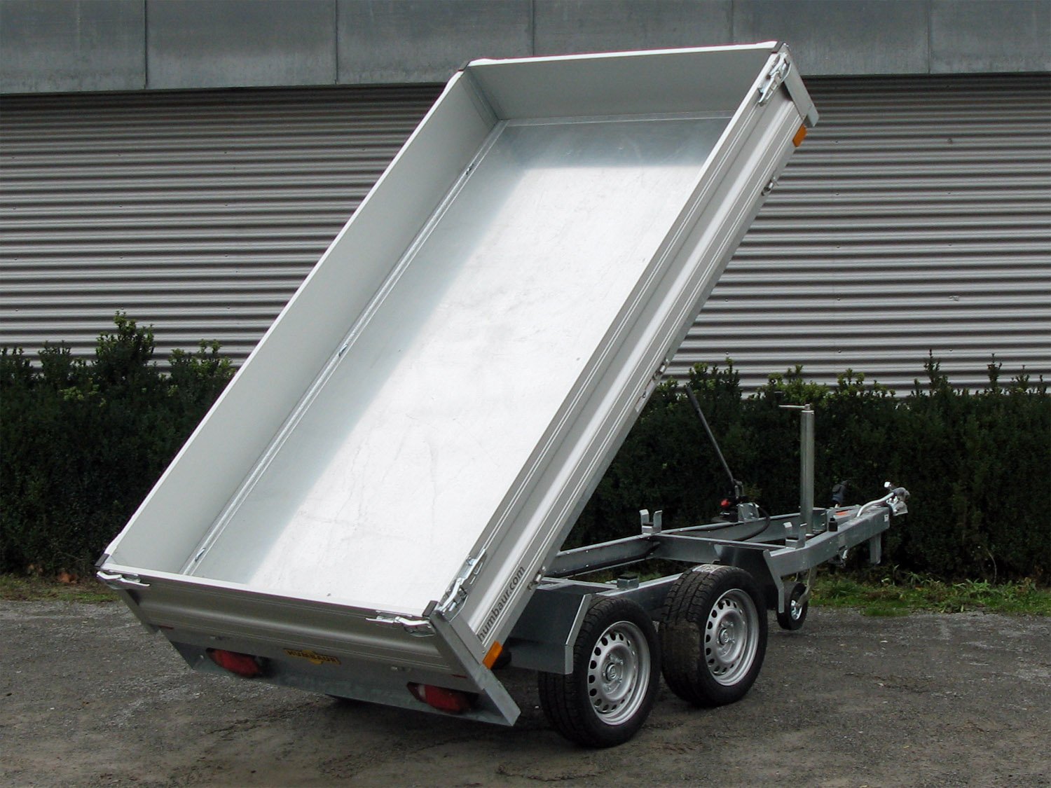 Humbaur HUK 303117 – Rückwärtskipper – 3000 kg