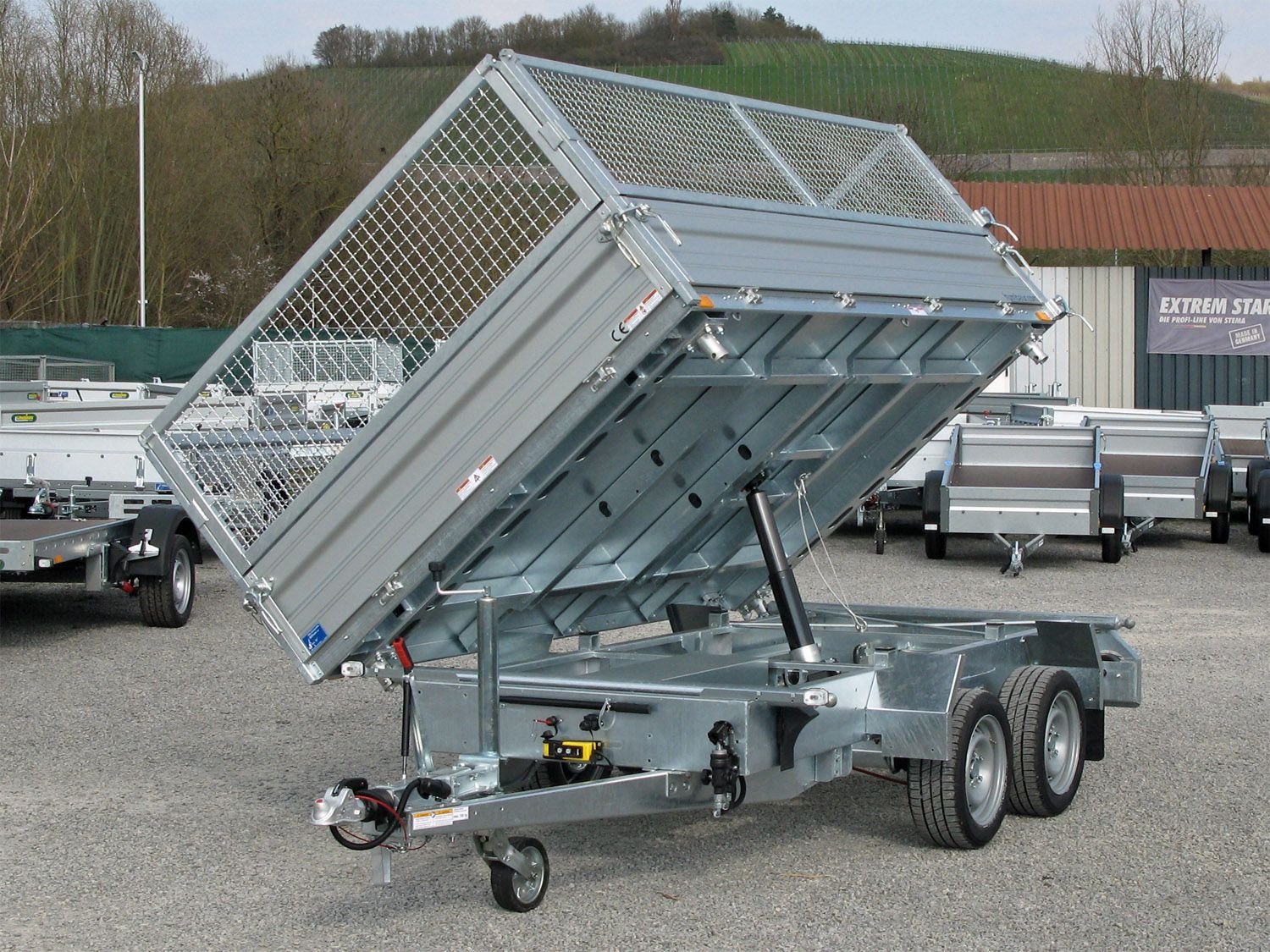 Humbaur HTK 3000.31 ALU Gitteraufsatz – 3-Seiten-Kipper – 3000 kg – Bild 2