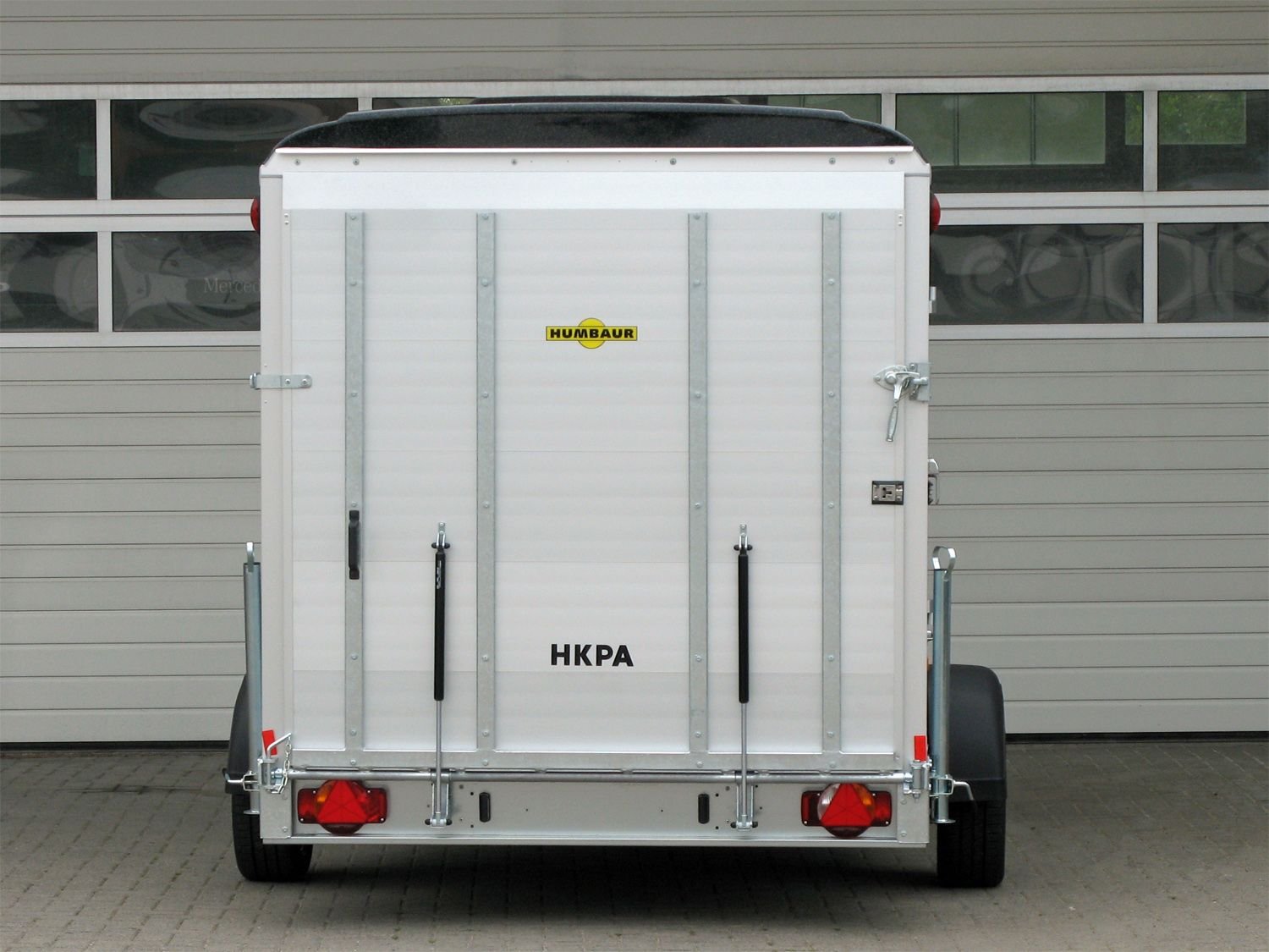 Humbaur HKPA 153217 – Poly-Alu-Kofferanhänger 100 km/h – 1500 kg – Bild 10