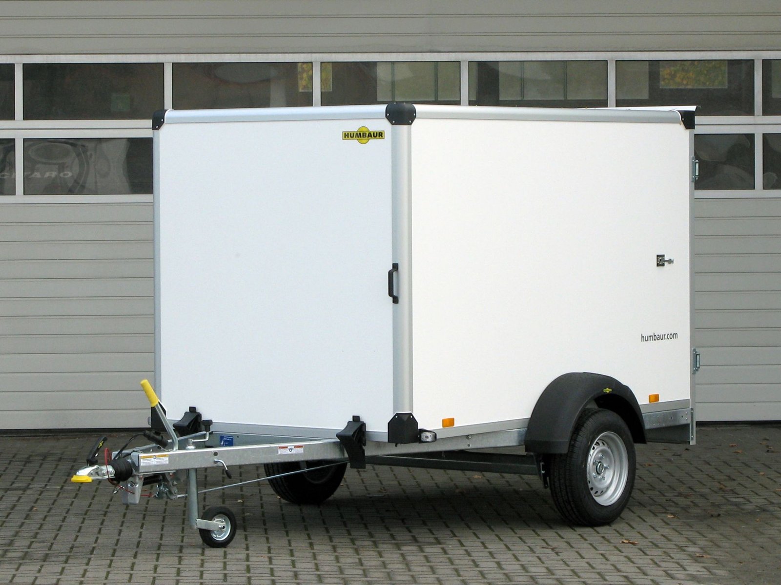 Humbaur HK152515-15P FlexZurr Rampe – Kofferanhänger – 1500 kg – Bild 2
