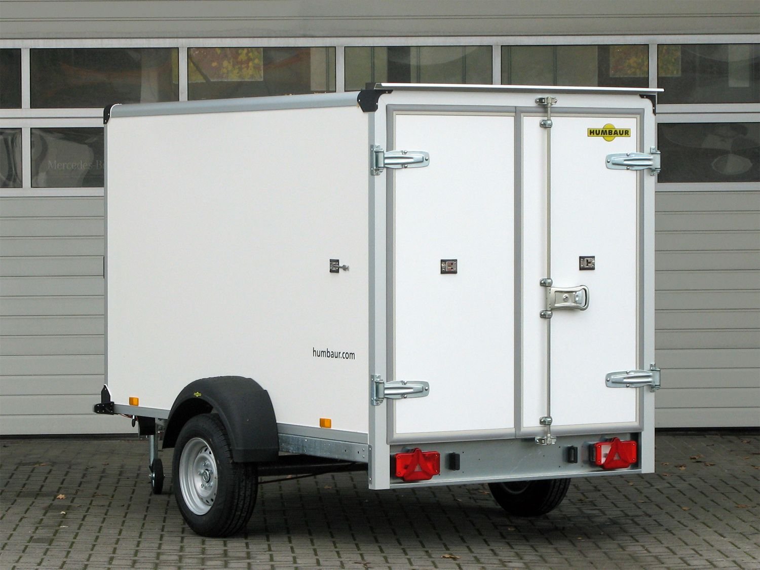 Humbaur HK152515-15P FlexZurr Rampe – Kofferanhänger – 1500 kg – Bild 6