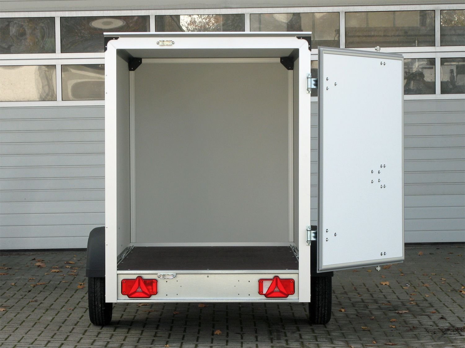 Humbaur HK 132513-15P FlexZurr – Kofferanhänger – 1300 kg – Bild 10