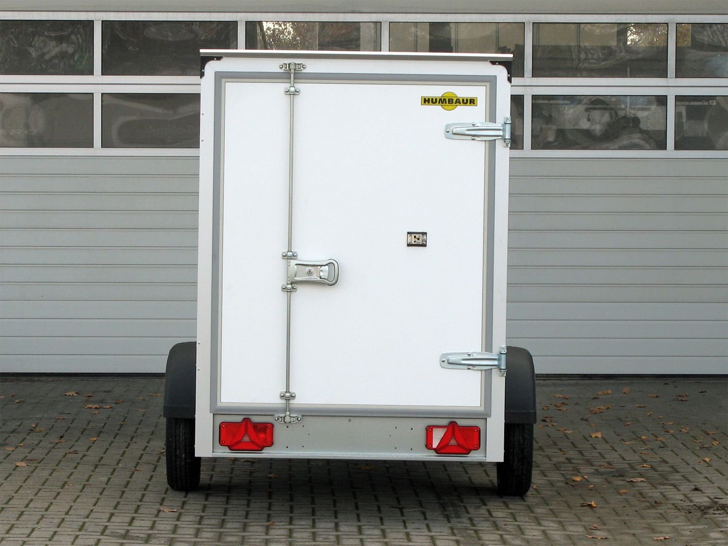 Humbaur HK 132513-15P FlexZurr – Kofferanhänger – 1300 kg – Bild 8