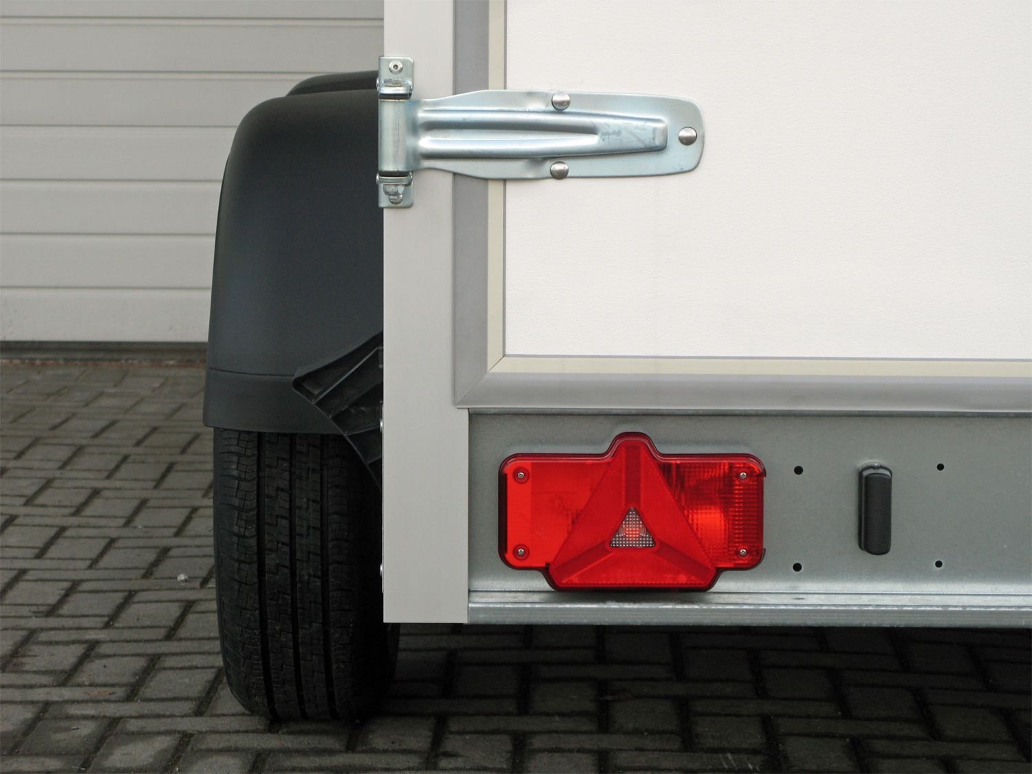 Humbaur HK 253015-18P FlexZurr – Kofferanhänger – 2500 kg – Bild 18