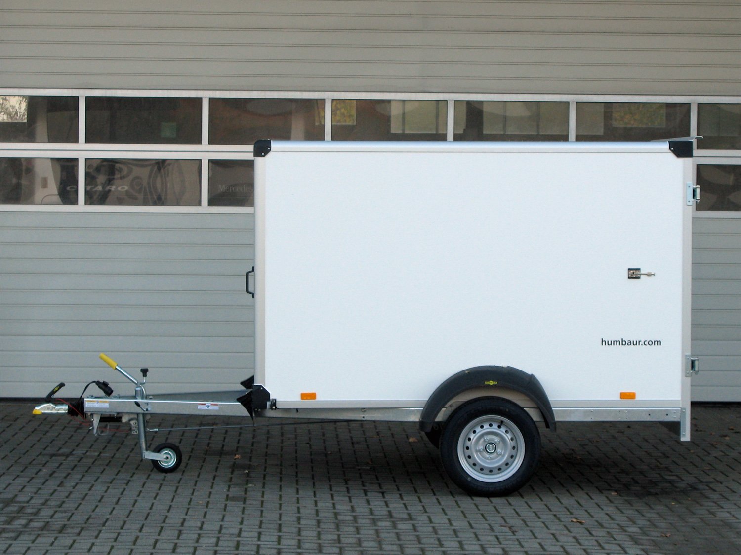 Humbaur HK 132513-15P FlexZurr – Kofferanhänger – 1300 kg – Bild 3