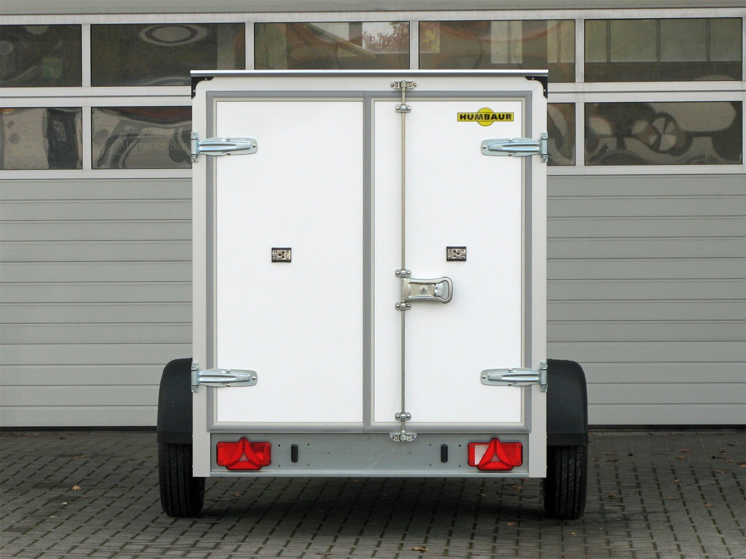 Humbaur HK132515-15P FlexZurr – Kofferanhänger – 1300 kg – Bild 7