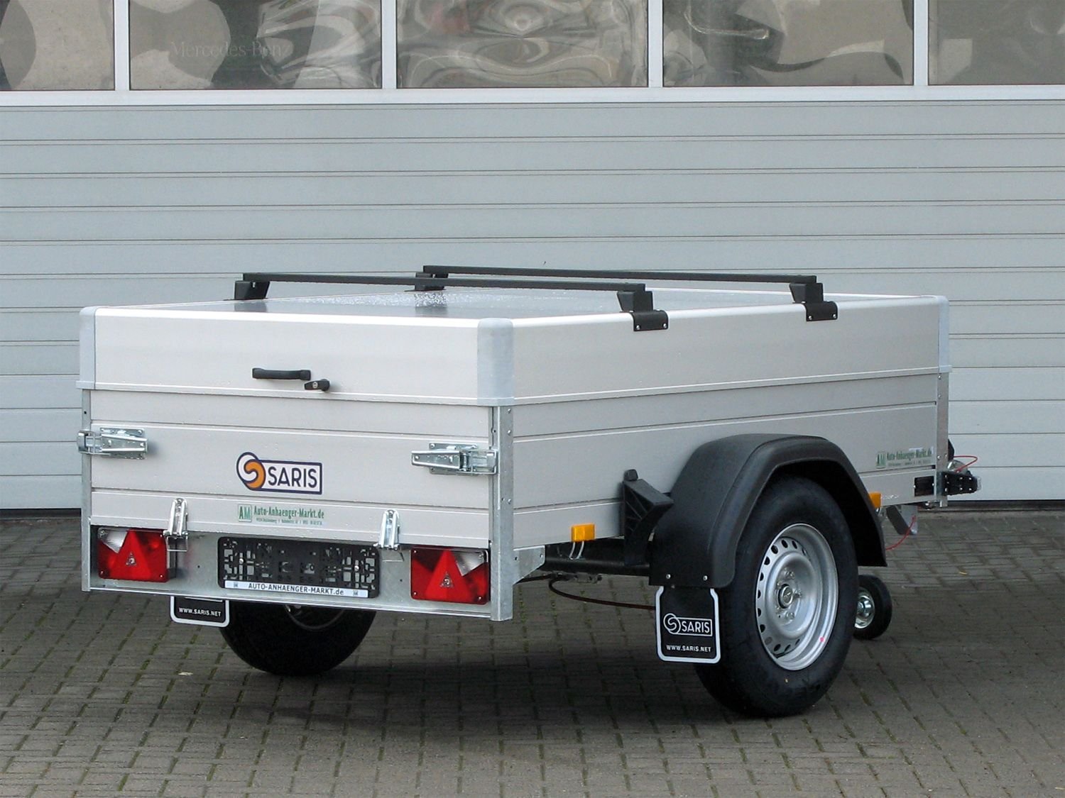 Saris McAlu Comfort 205 133 750 1 – Deckelanhänger – 750 kg – Bild 10