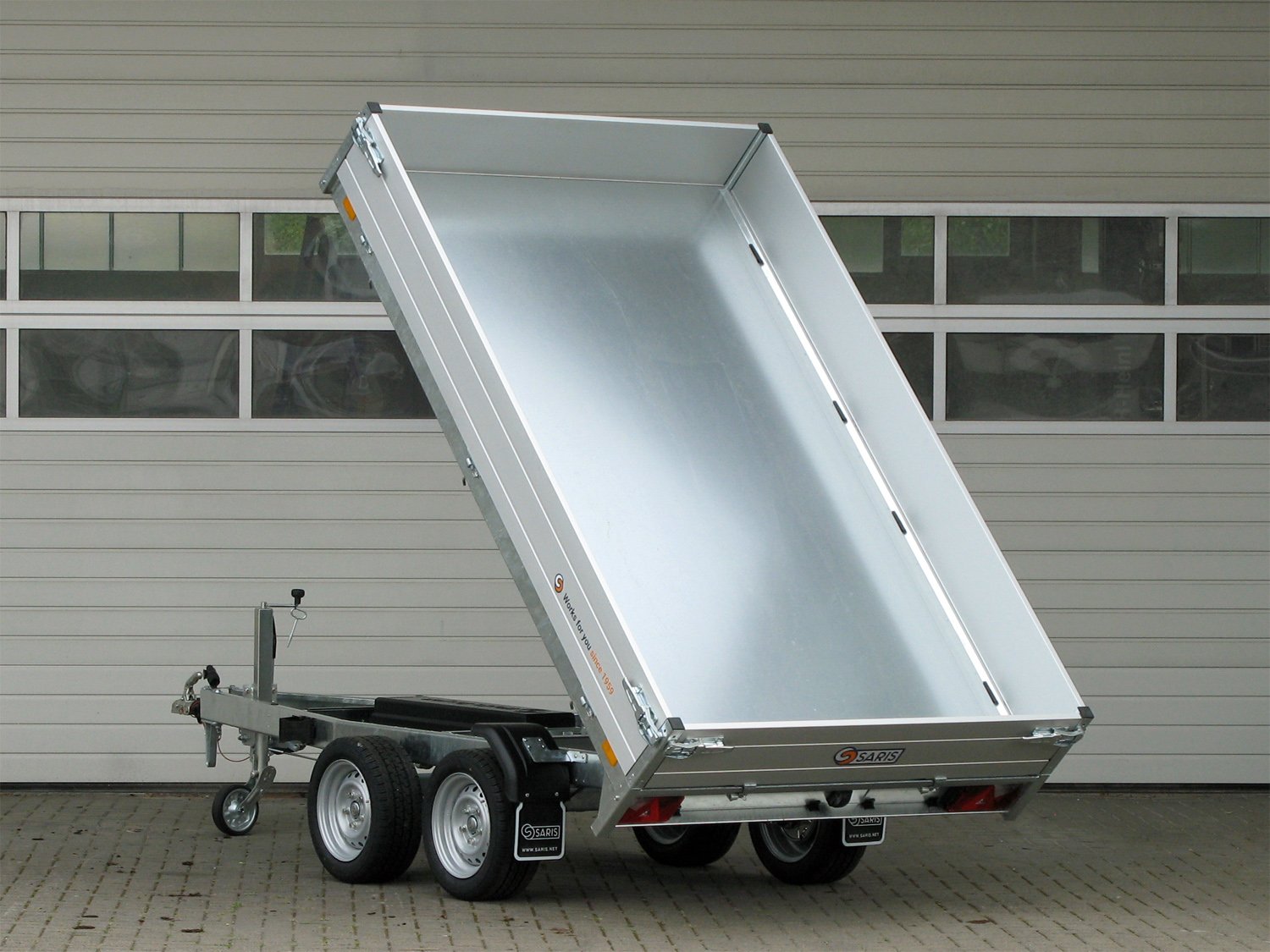 Saris K1-276-150-2700-2-E35 – Rückwärtskipper – 2700 kg