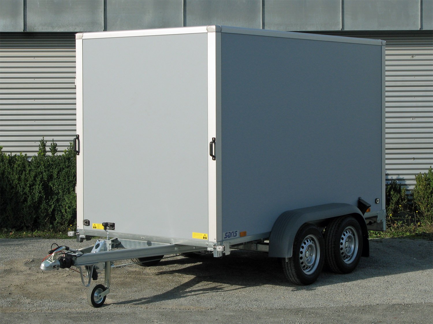 Saris GO 306 154 180 2700 2 – Kofferanhänger – 2700 kg