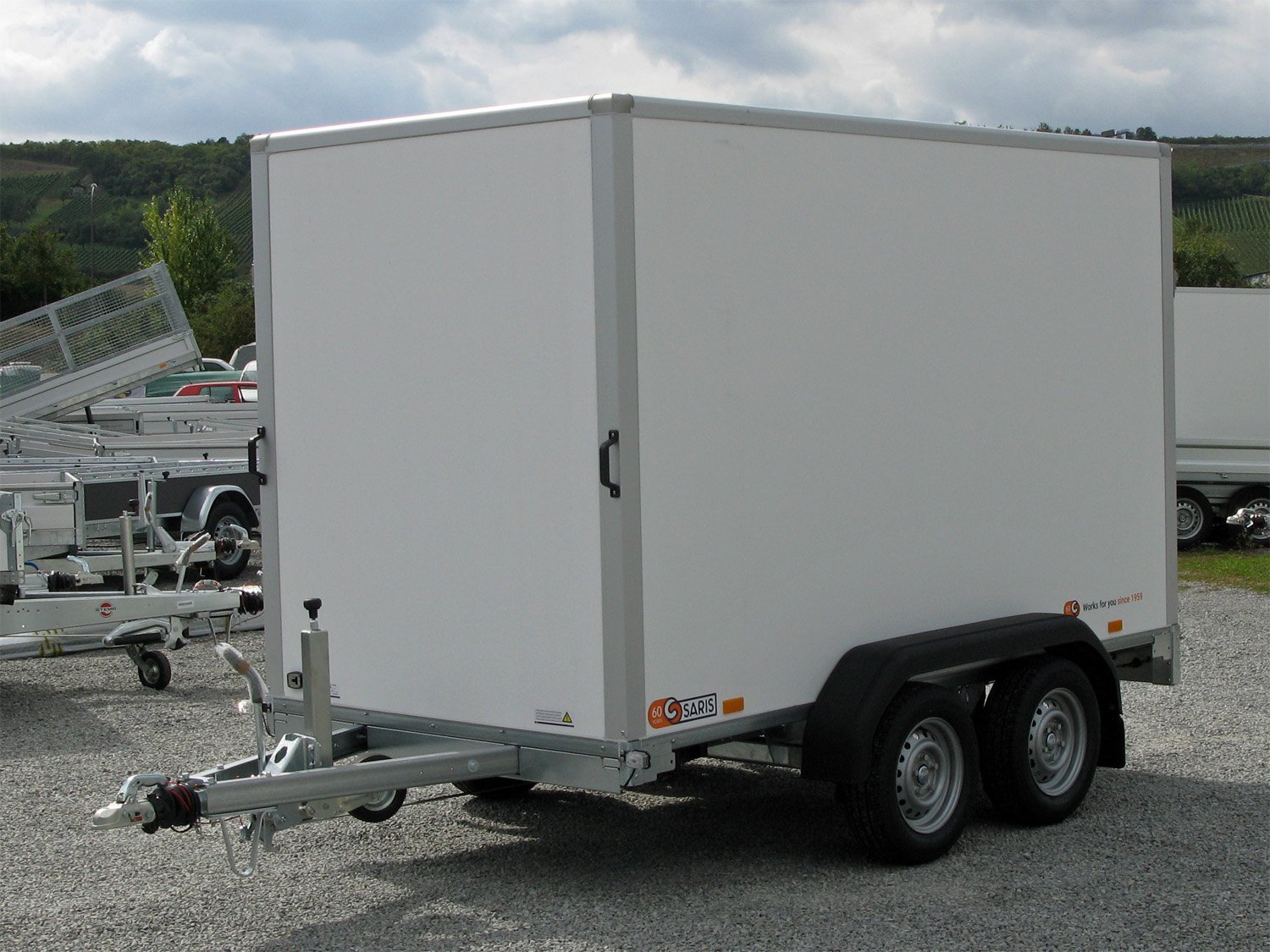 Saris FW 2000 Rampe Seitentüre – Kofferanhänger – 2000 kg – Bild 3