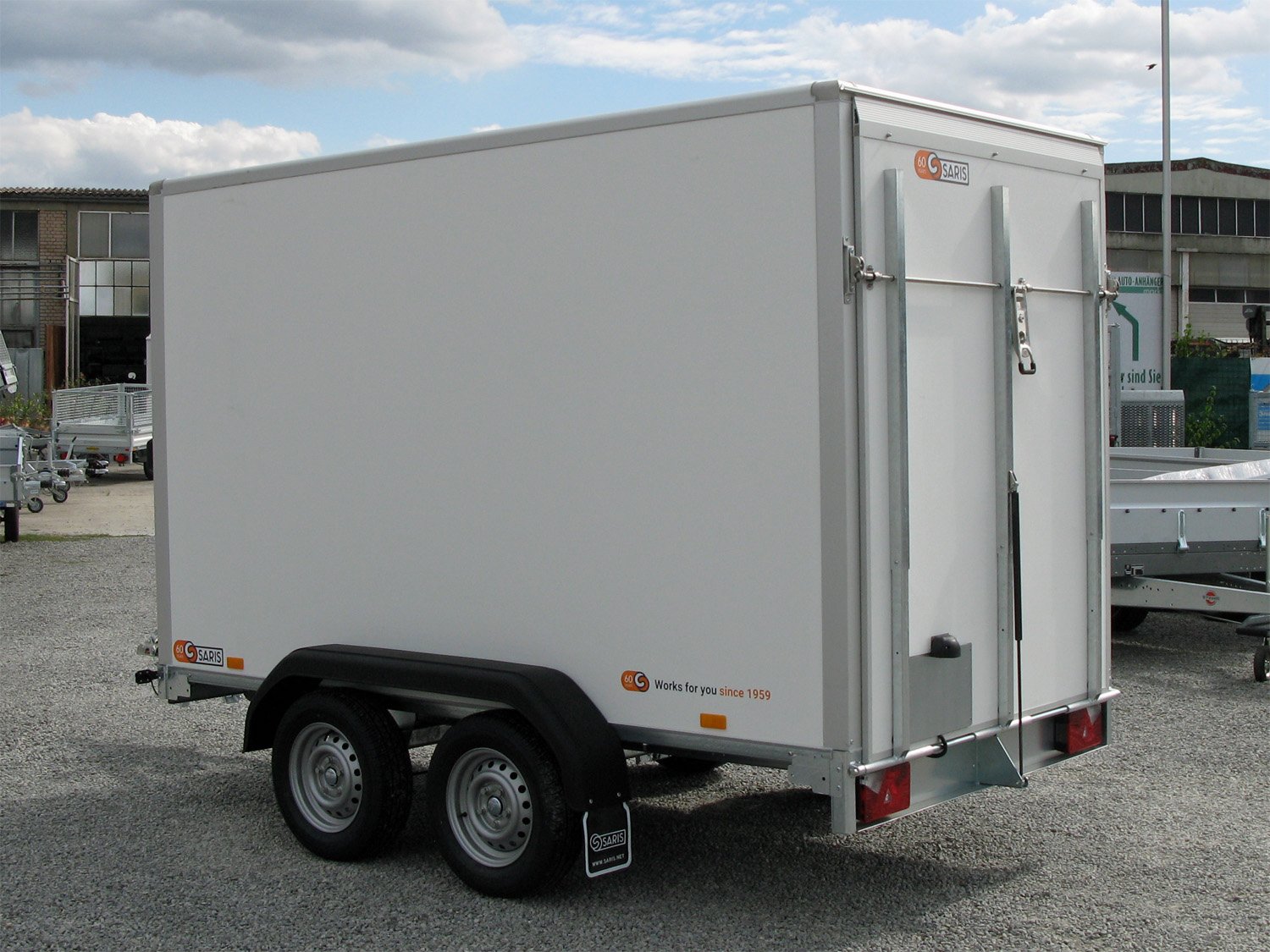 Saris FW 2000 Rampe Seitentüre – Kofferanhänger – 2000 kg – Bild 7