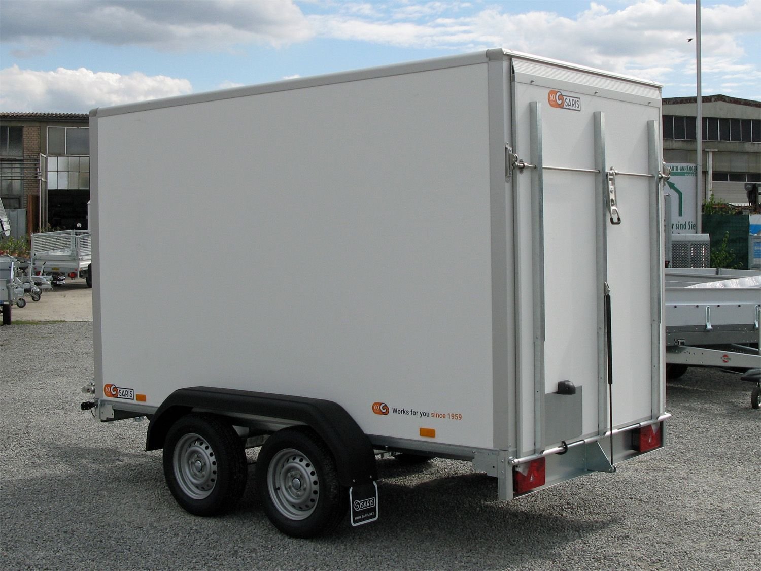 Saris FW 2000 Rampe Seitentüre – Kofferanhänger – 2000 kg – Bild 8