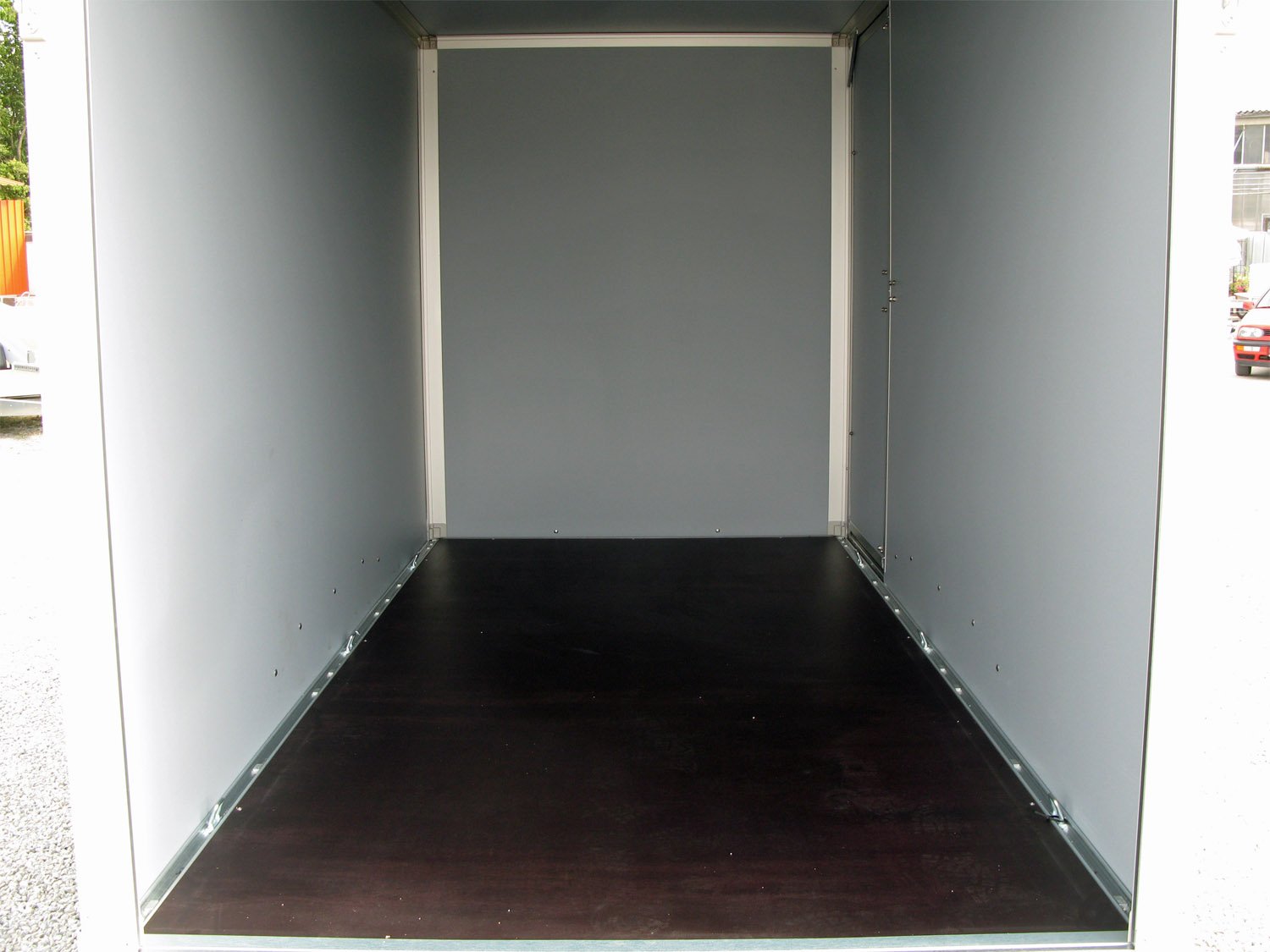 Saris FW 2000 Rampe Seitentüre – Kofferanhänger – 2000 kg – Bild 15