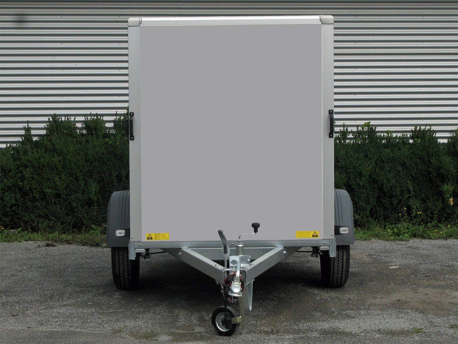 Saris GO 256-134-150-1350 – DV135 – Kofferanhänger – 1350 kg – Bild 9