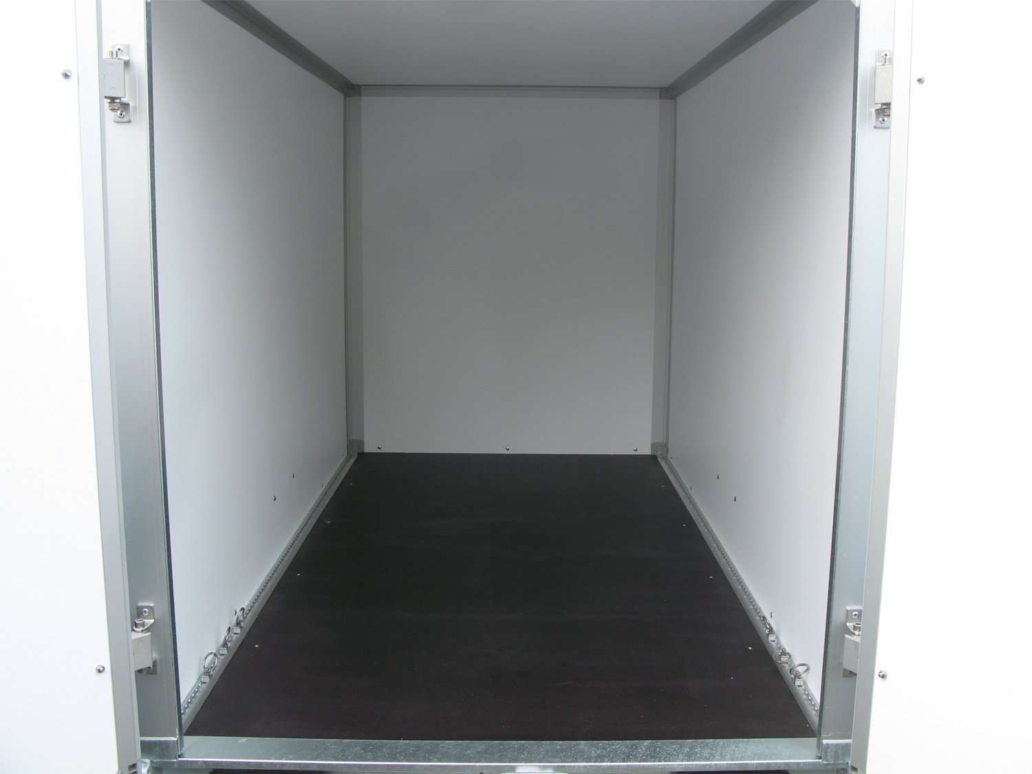 Saris GO 256-134-150-1350 – DV135 – Kofferanhänger – 1350 kg – Bild 11