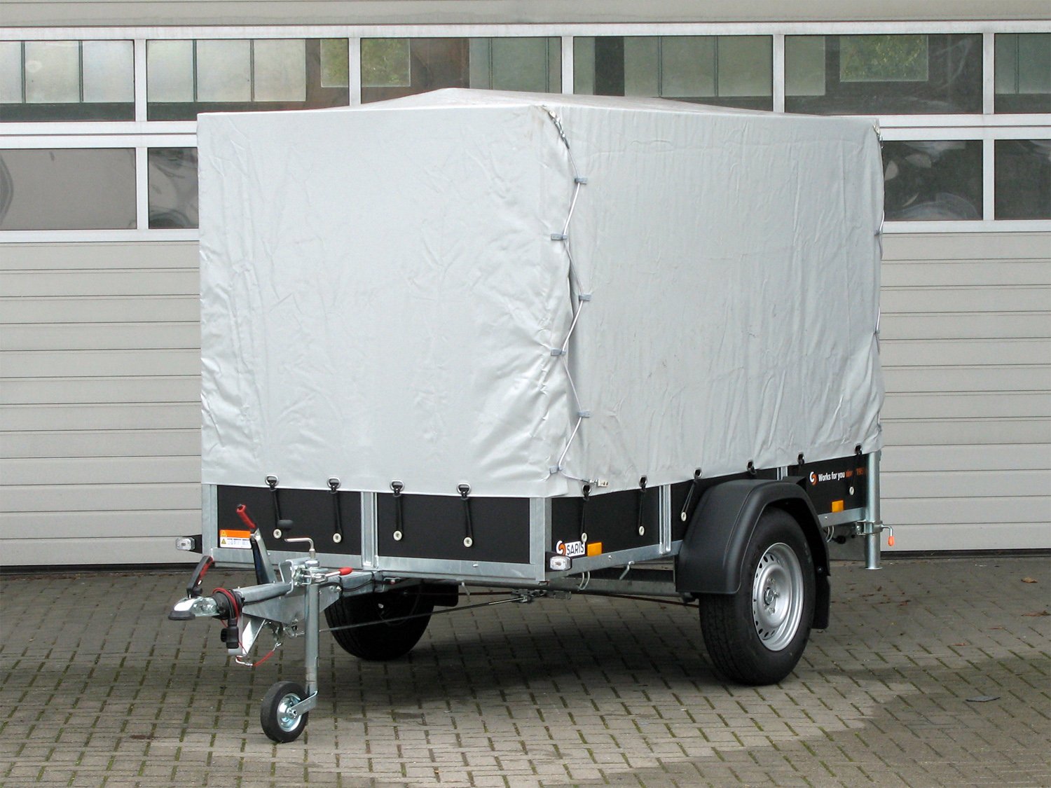 Saris Classic Wood CW 255 133 1350 1 mit Hochplane – 1350 kg