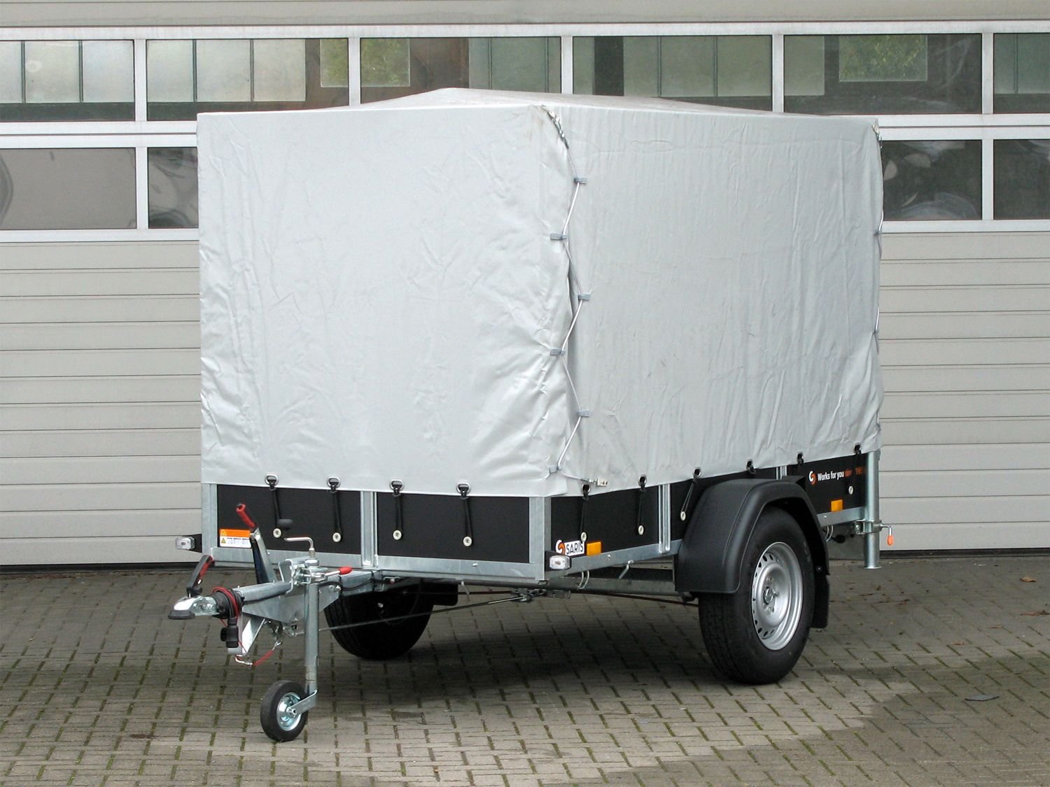 Saris Classic Wood CW 255 133 1350 1 mit Hochplane – 1350 kg – Bild 2