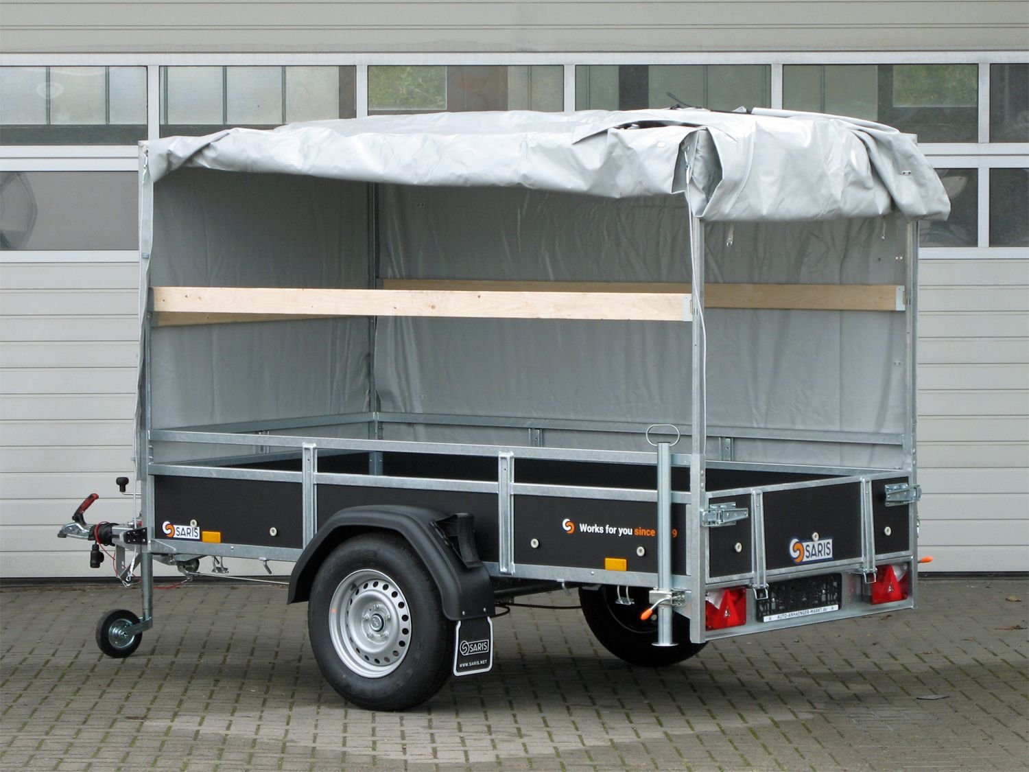 Saris Classic Wood CW 255 133 1350 1 mit Hochplane – 1350 kg – Bild 6