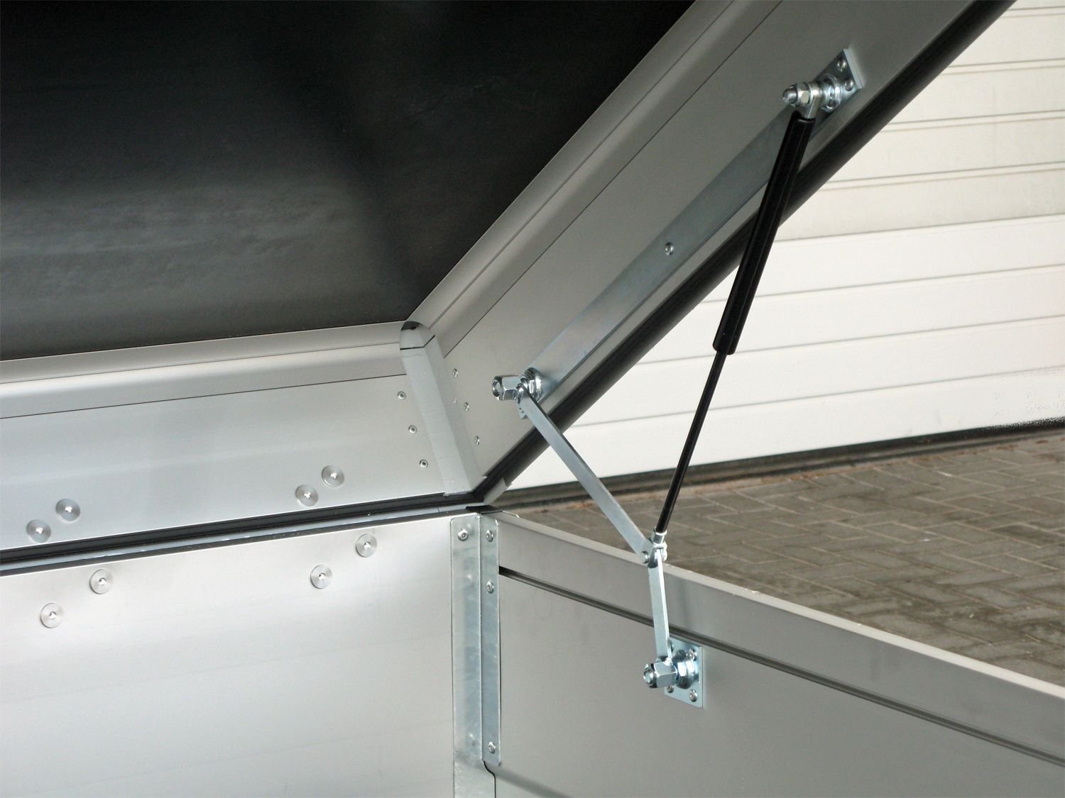 Saris McAlu Comfort 205 133 750 1 – Deckelanhänger – 750 kg – Bild 16