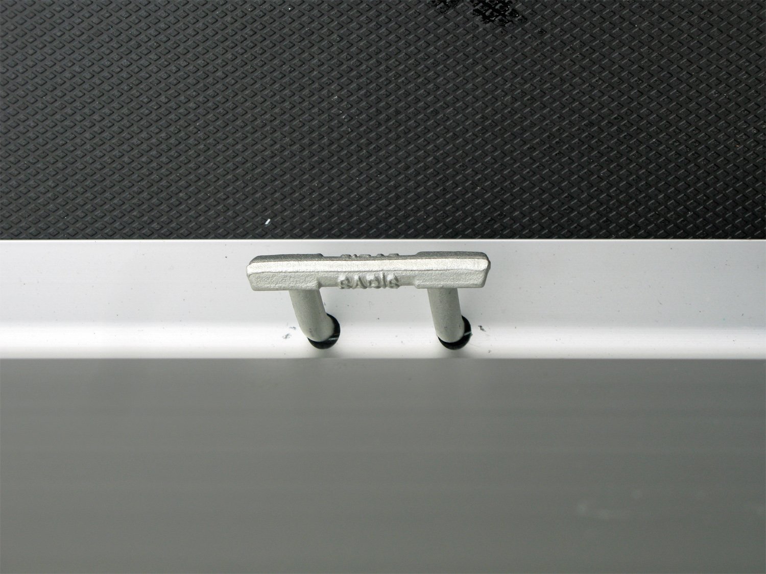 Saris McAlu Comfort 205 133 750 1 – Deckelanhänger – 750 kg – Bild 17
