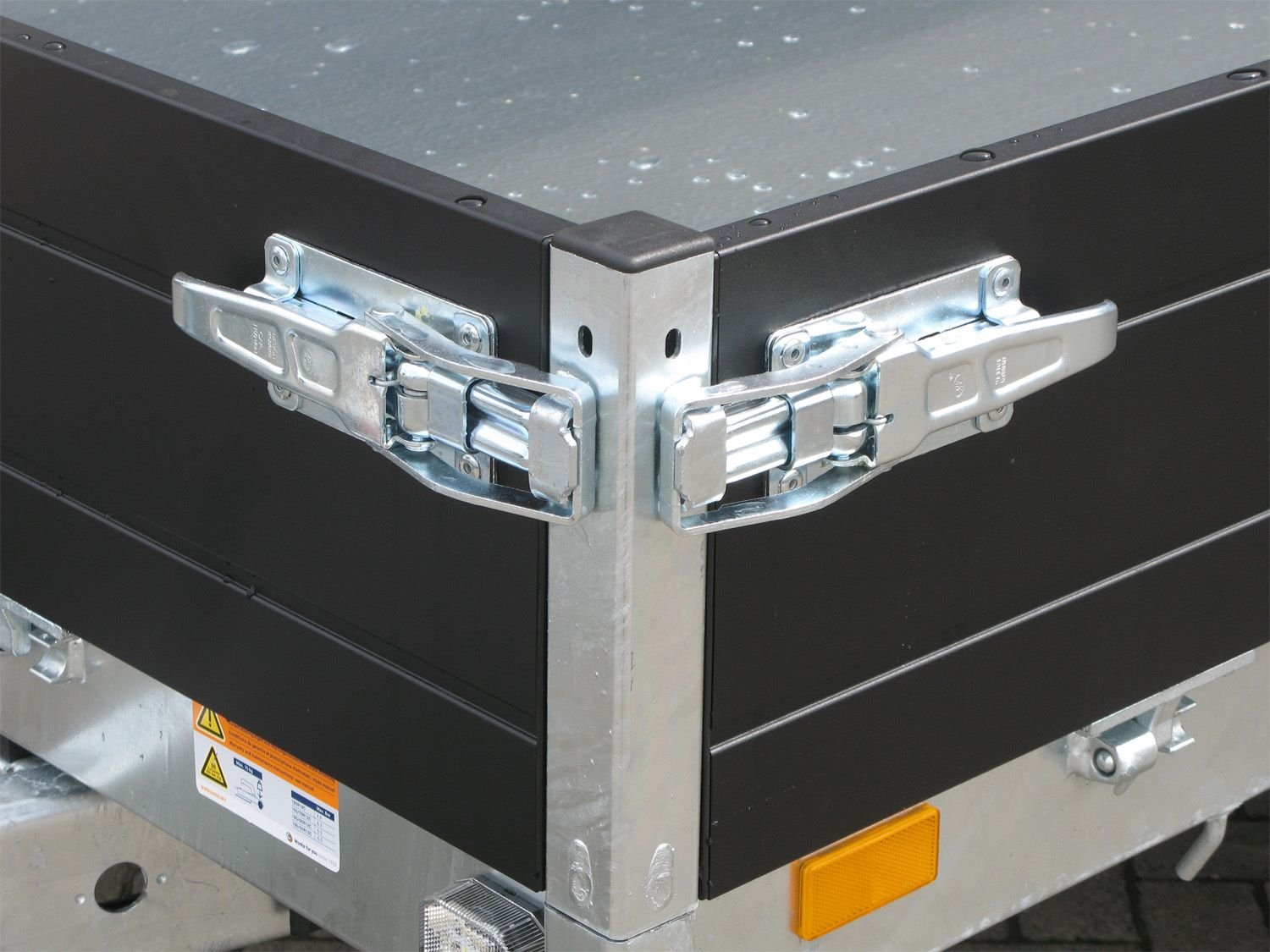 Saris K1-256-150-1500-1 Black Edition – Rückwärtskipper – 1500 kg – Bild 26