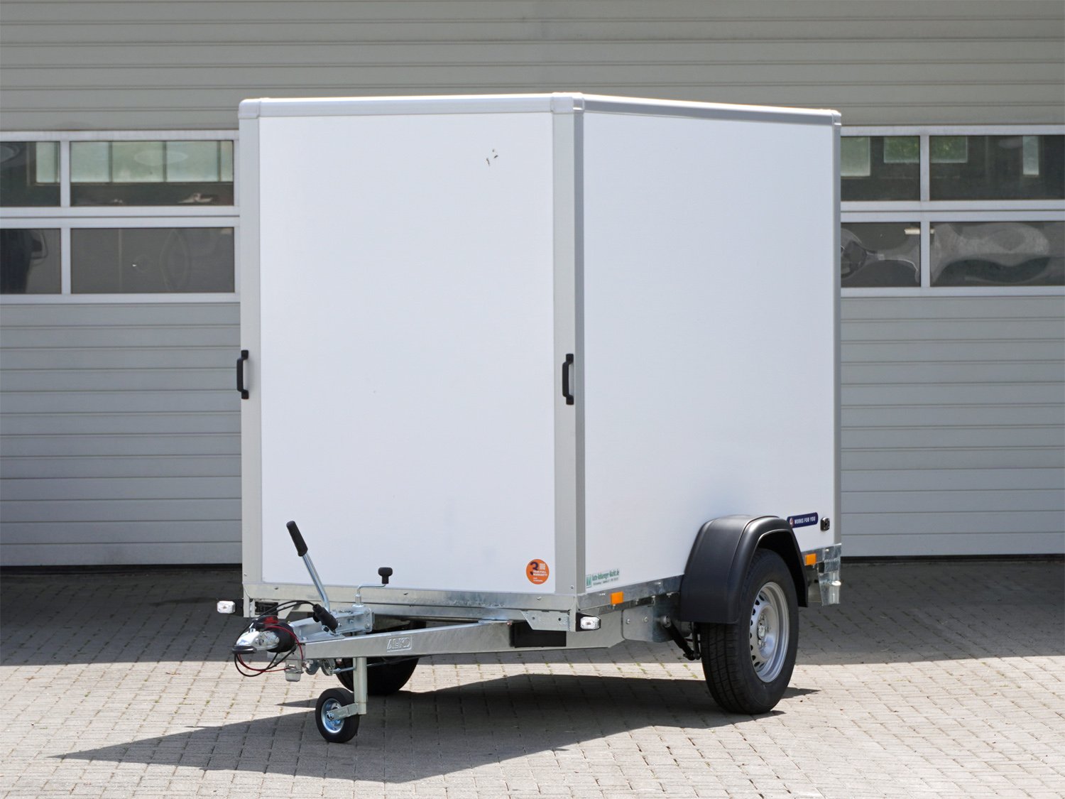 Saris GO 256-134-180-1350 Kofferanhänger – 1350 kg
