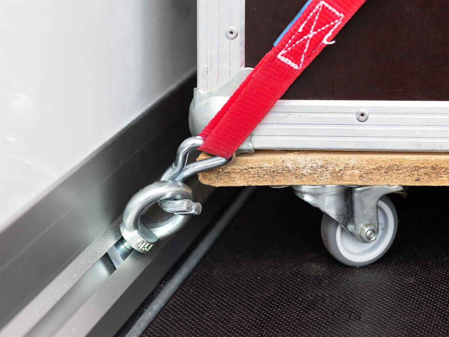STEMA S-BOX STPK O2 27-30-15.2.S18.2 – Kofferanhänger – 2700 kg – Bild 7