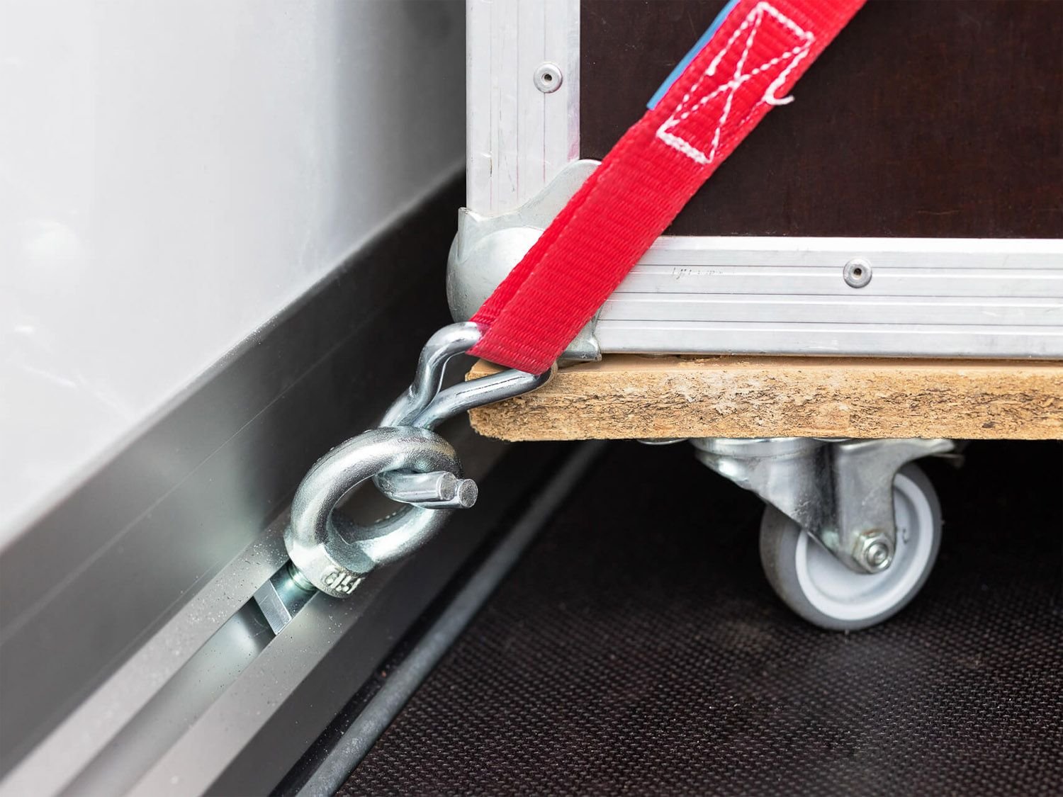 STEMA S-BOX STPK O2 27-30-15.2.S18.2 – Kofferanhänger – 2700 kg – Bild 8
