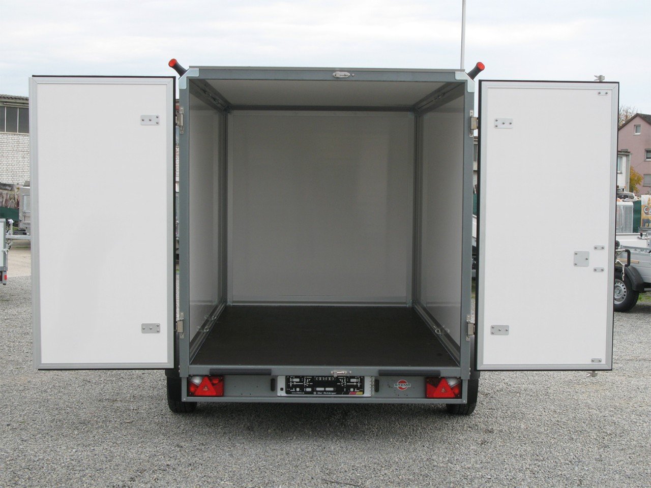 STEMA S-BOX STPK O2 20-30-18.2.S18.2 – Kofferanhänger 2000 kg – Bild 10